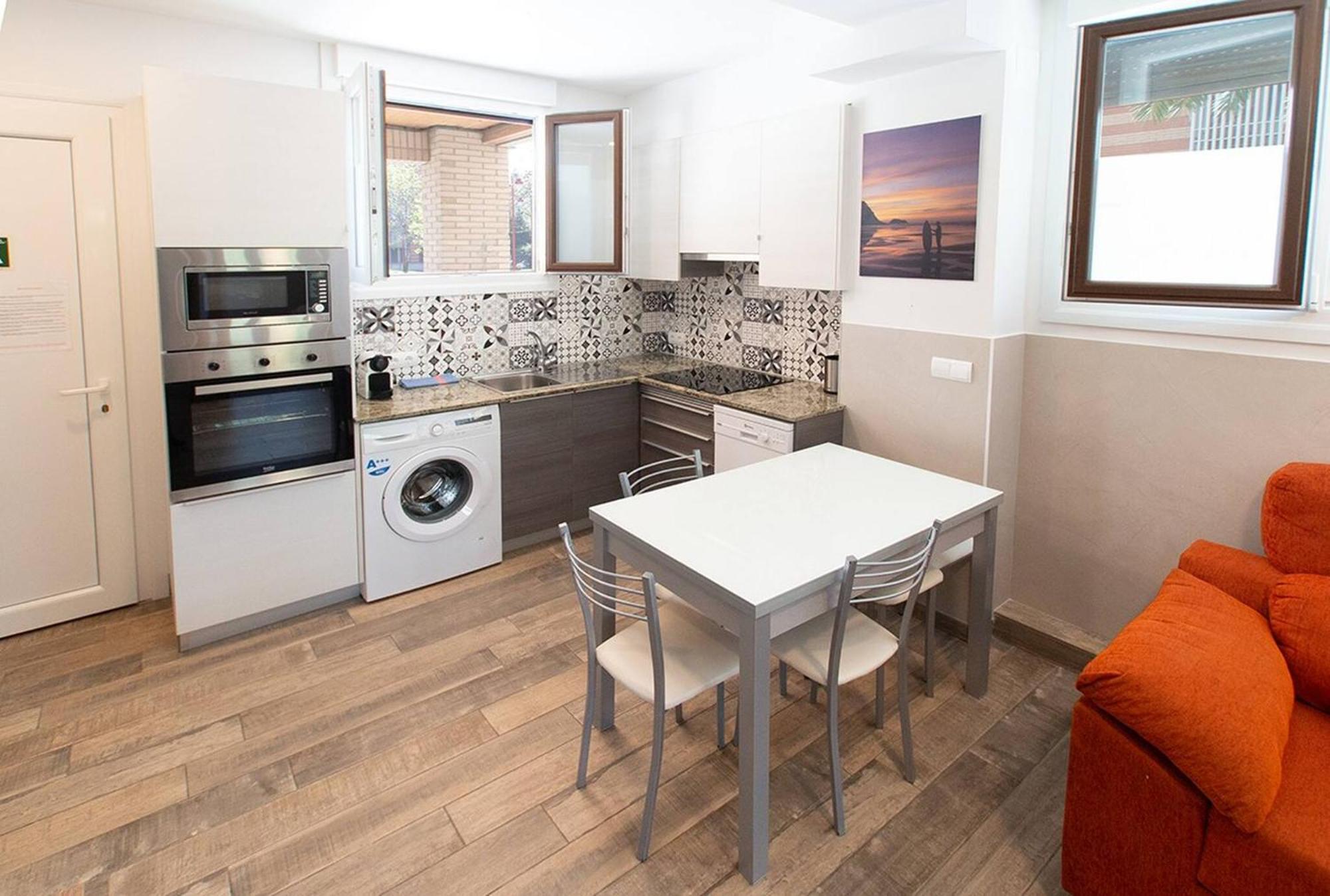 Apartamentos Lurralde Zarautz Bagian luar foto